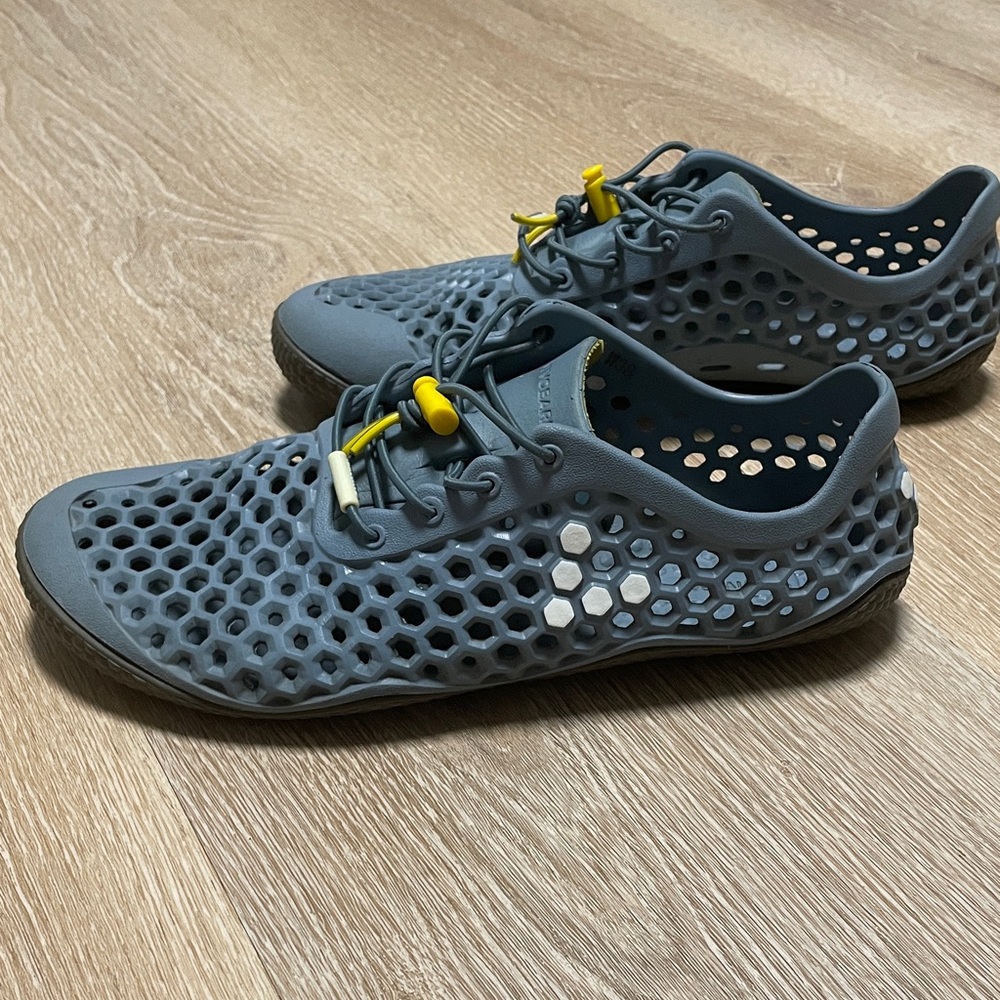VivoBarefoot x Finisterre size 38 water shoes